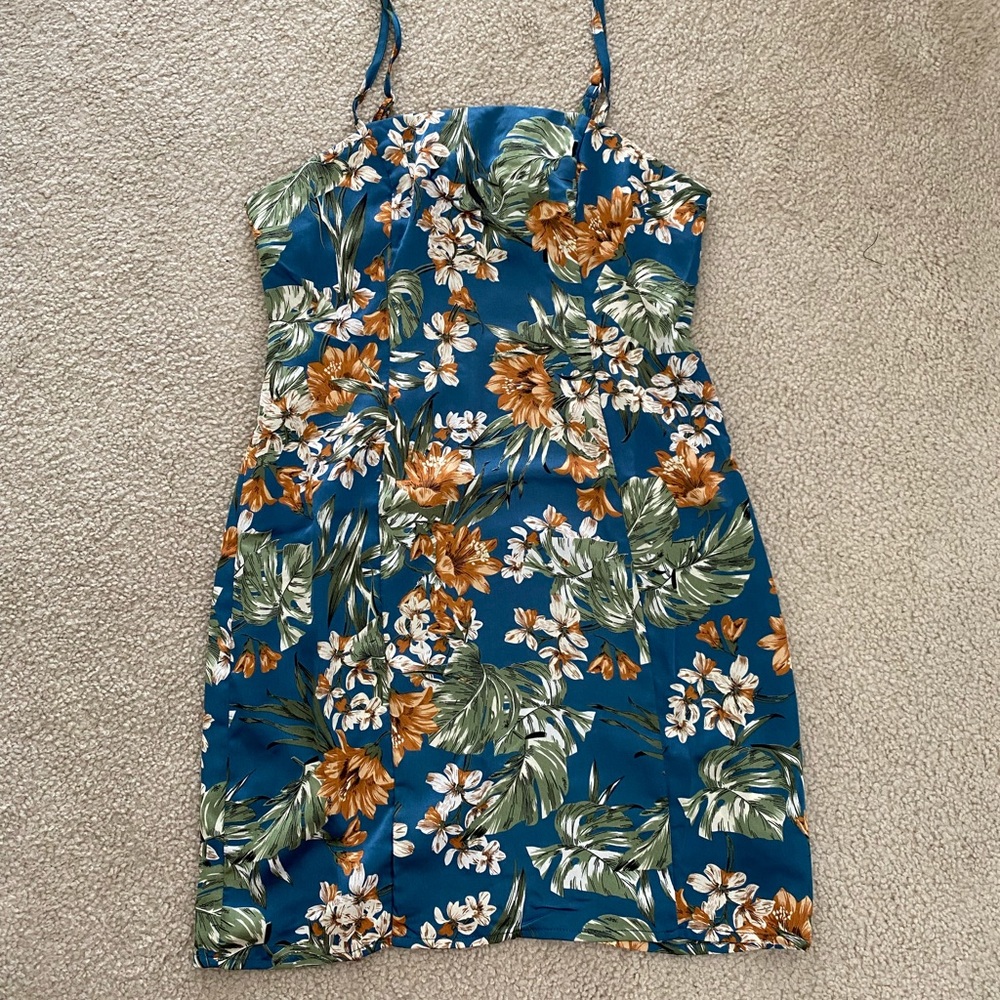 Tropical floral silky dress